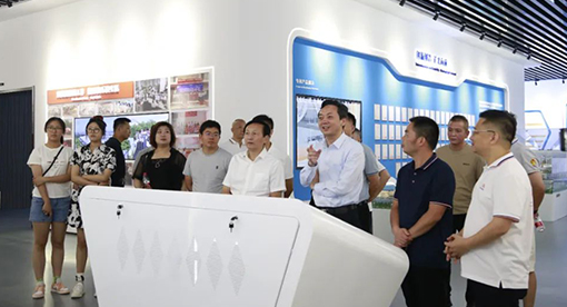 “国缘V3-2023江苏企业篮球联赛”扬州站在迈安德集团活动中心开赛 “国缘V3-2023江苏企业篮球联赛”扬州站在迈安德集团活动中心开赛