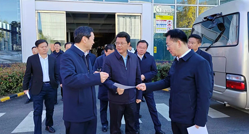 扬州市委书记王进健一行莅临迈安德视察指导 扬州市委书记王进健一行莅临迈安德视察指导